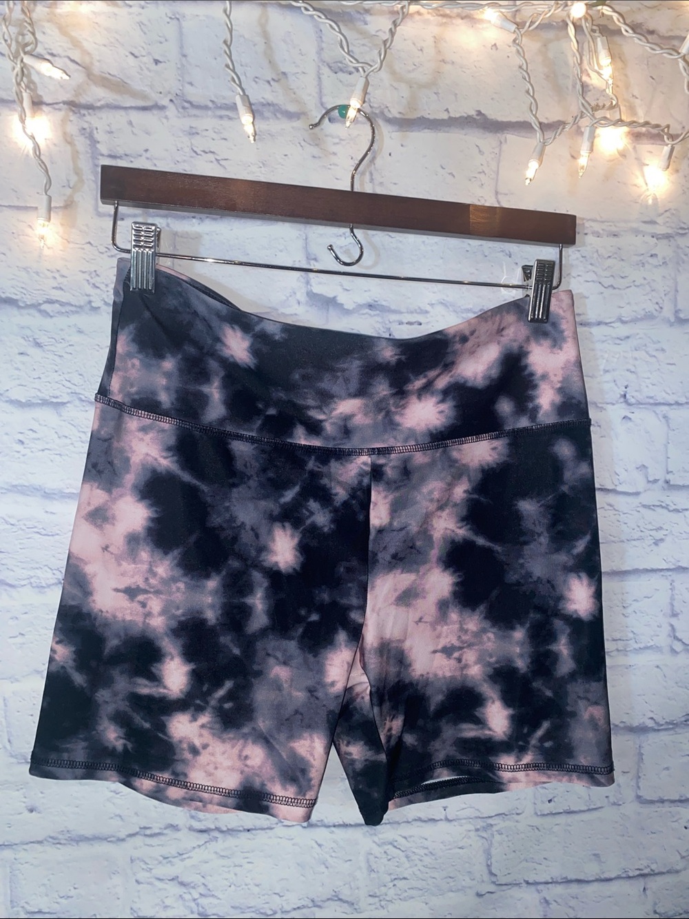 Tie-Dye High-Waist Women’s Bike Shorts - Pink & Black